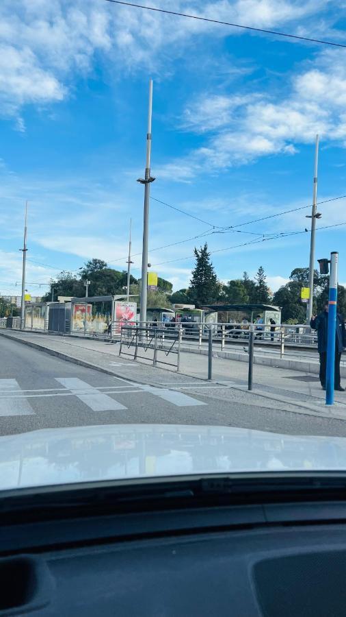 Pluton Montpellier Exterior foto